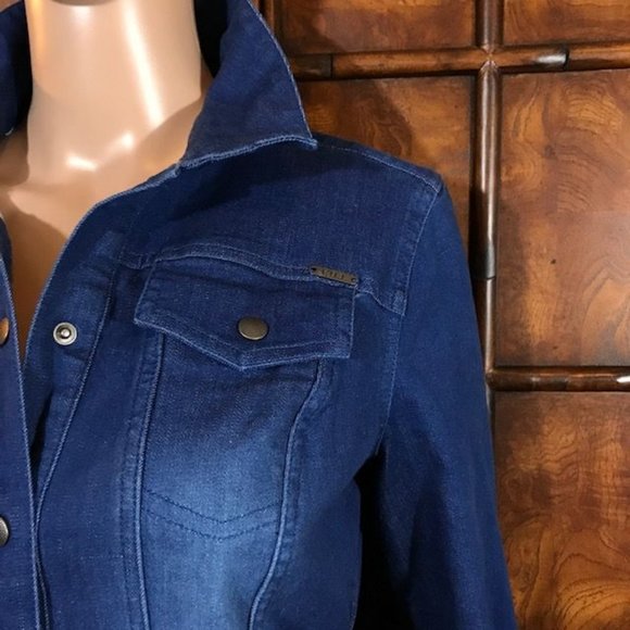 NWOT G.I.L.I. Mid Wash Stretch Cotton Denim Snap Front Belted Shirtdress - Picture 9 of 16